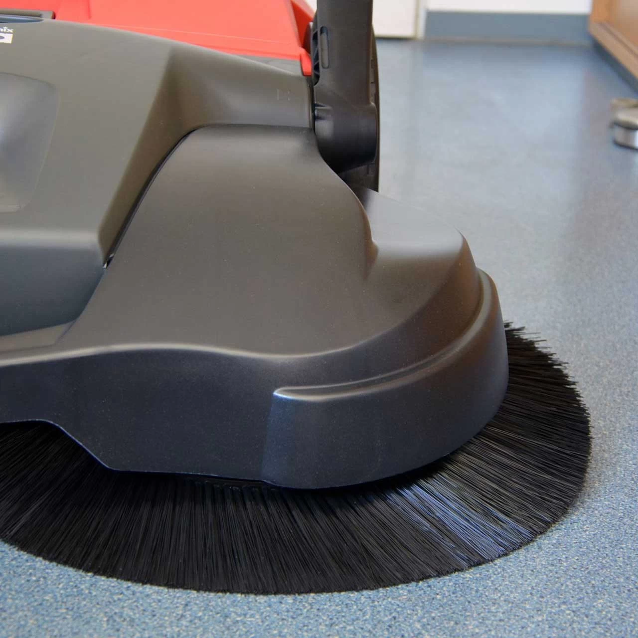 Starmix Kehrmaschine Haaga 477 Profi, Manueller Antrieb – Bild 2